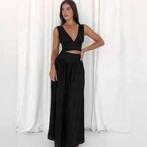 Solid Tie Knot V Neck Skirt Set - Black / S 2 piece set